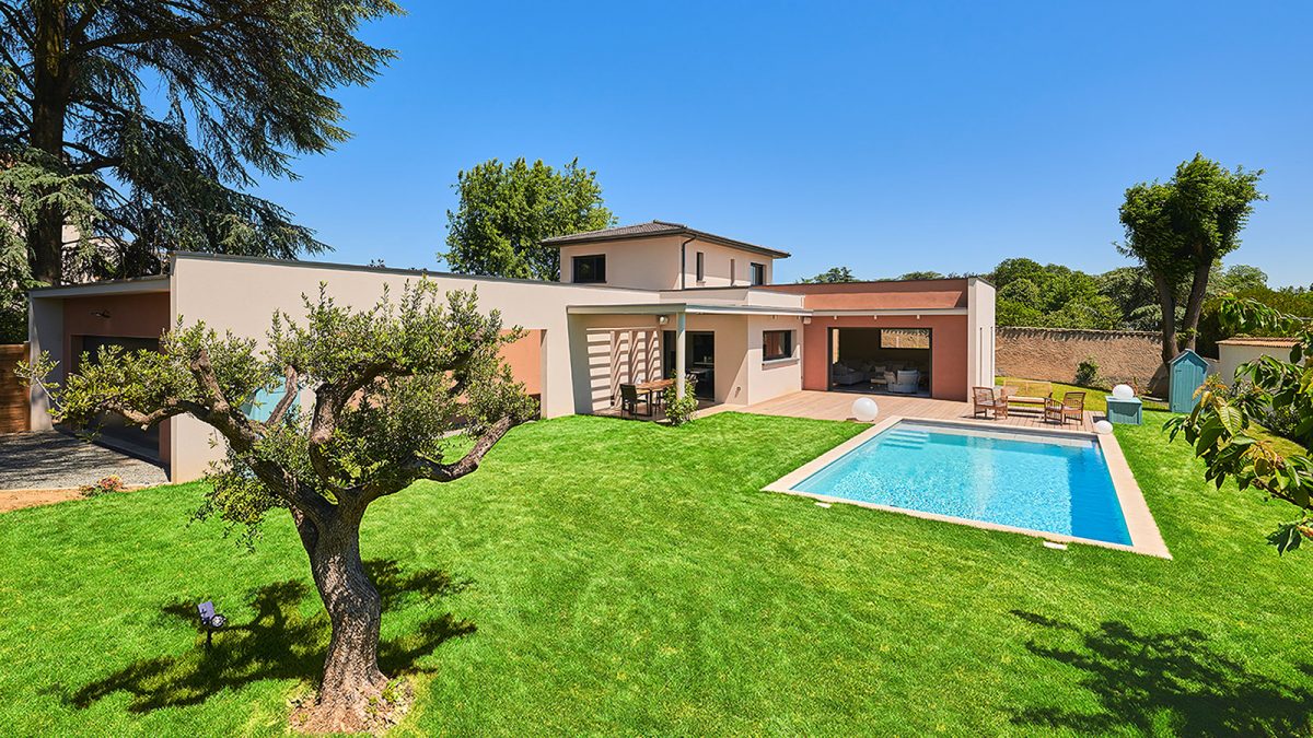 Optez pour une maison moderne, traditionnelle et contemporaine à la fois