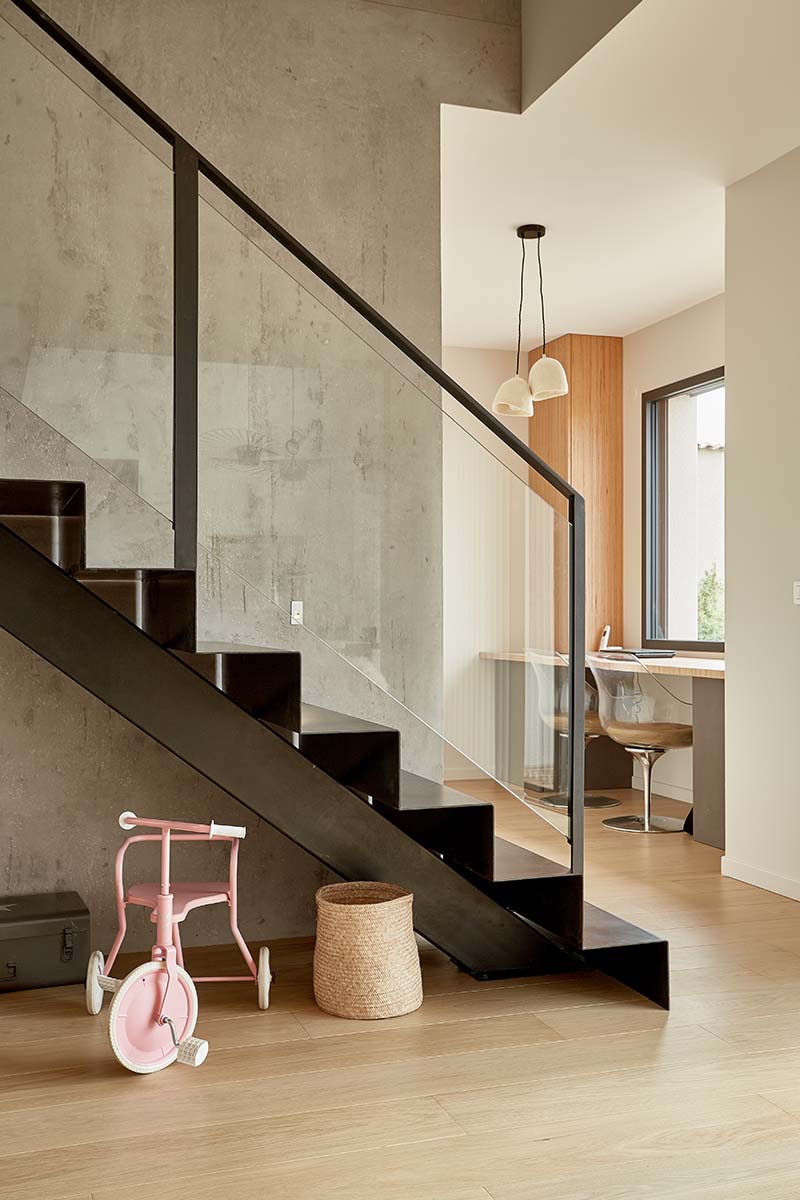 photo d'un escalier métallique