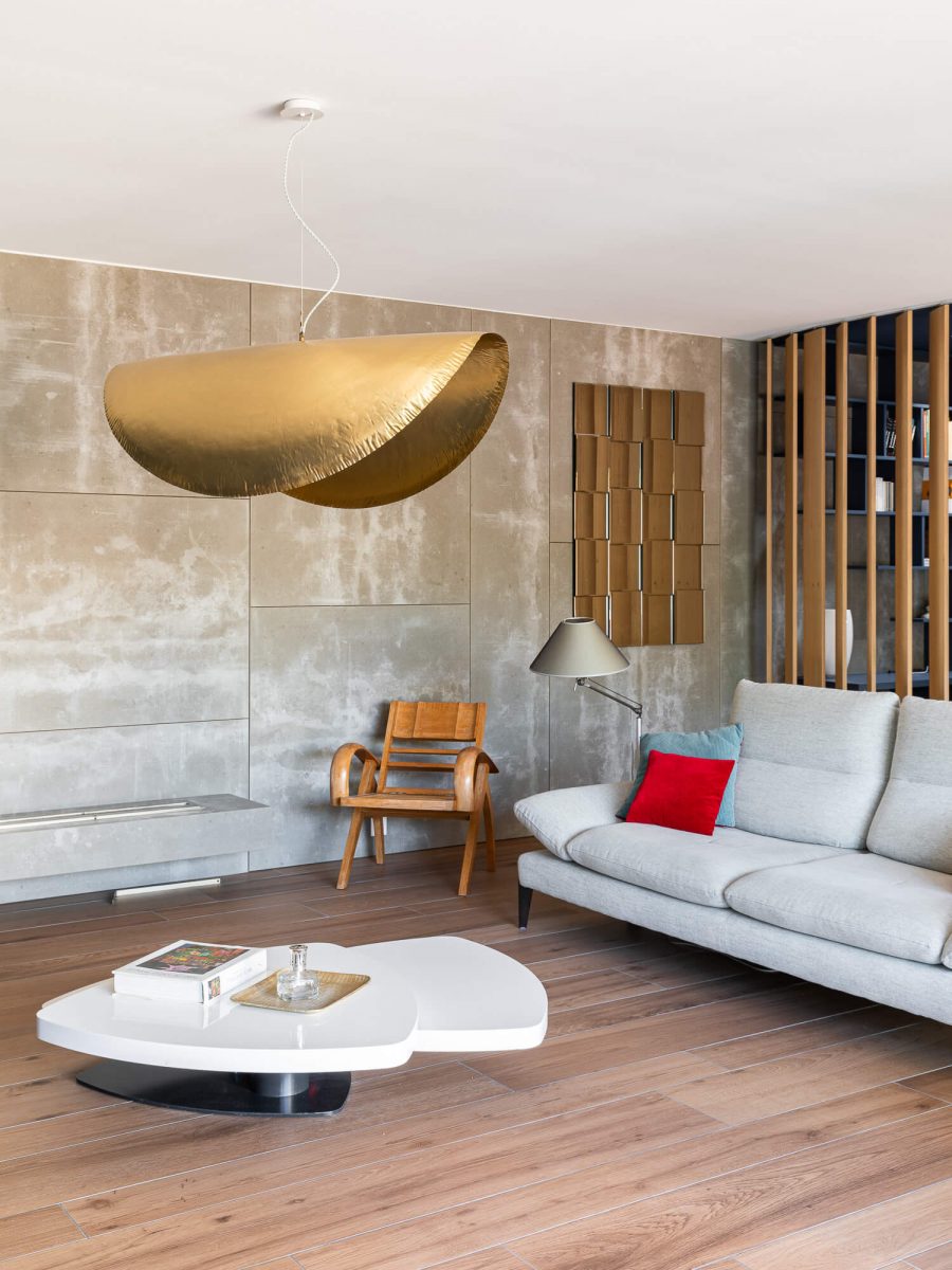 Donnez du cachet à votre salon contemporain avec ce lustre 