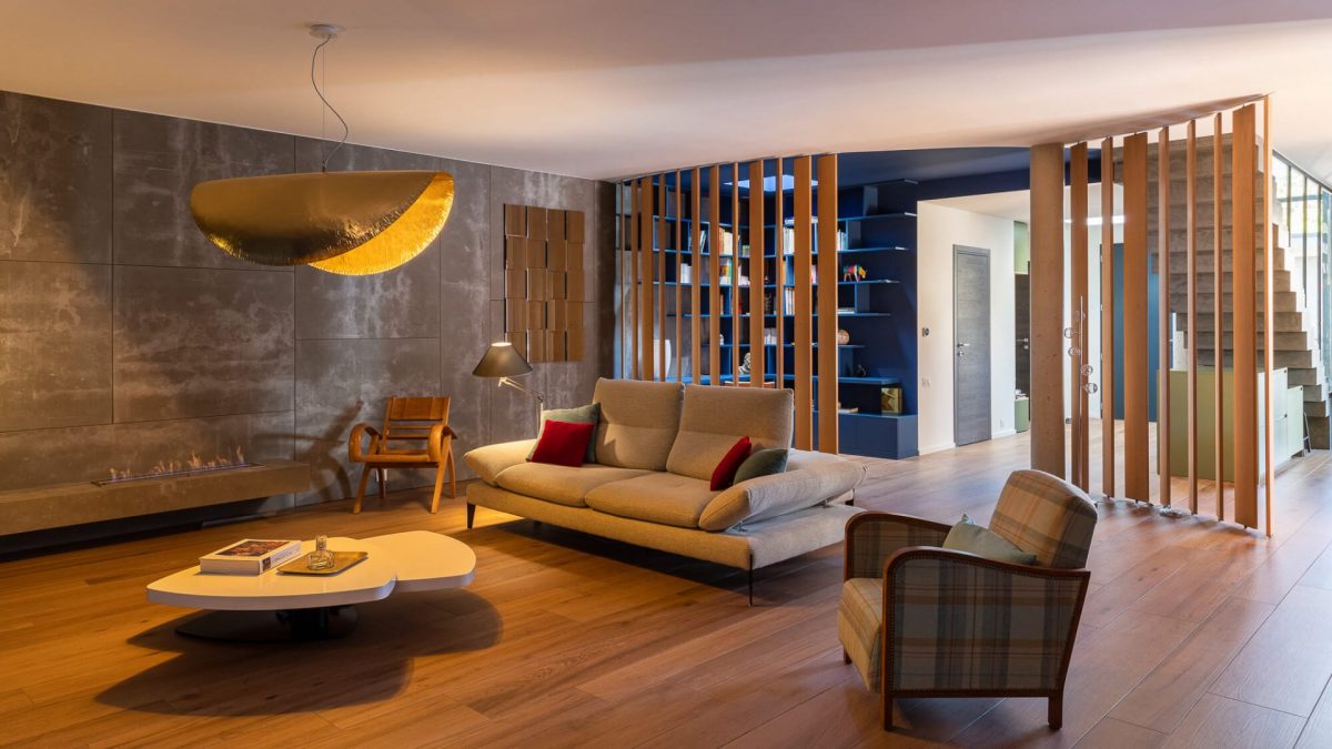 Bel aménagement d'un salon contemporain à l'ambiance tamisée